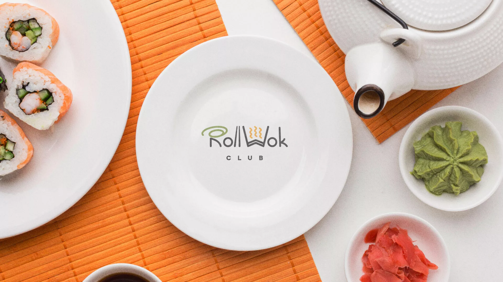 Разработка логотипа и фирменного стиля в Сорске для суши-бара «Roll Wok Club» Разработка логотипа и фирменного стиля в Сорске для суши-бара «Roll Wok Club»